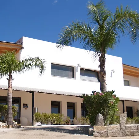 Tanca 3*