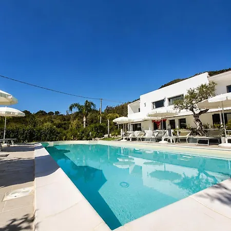 Otel Tanca 3*