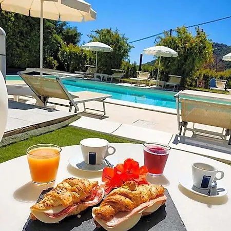 Tanca Hotel 3*